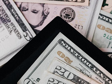 Банки повышают ставки по вкладам перед Новым годом 